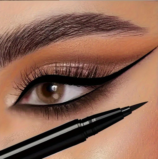 Eyeliner Liquide Mat Haute Précision Longue Tenue